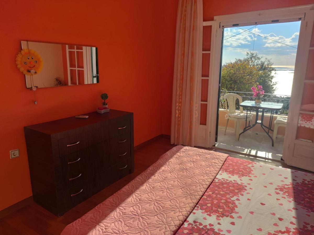 Marios Apartment Lakones Екстер'єр фото