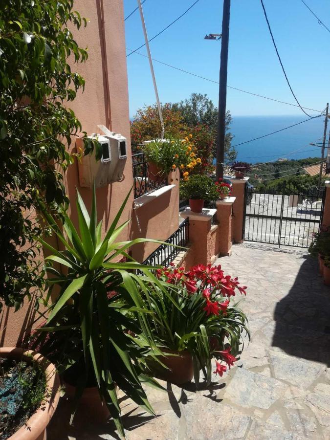 Marios Apartment Lakones Екстер'єр фото